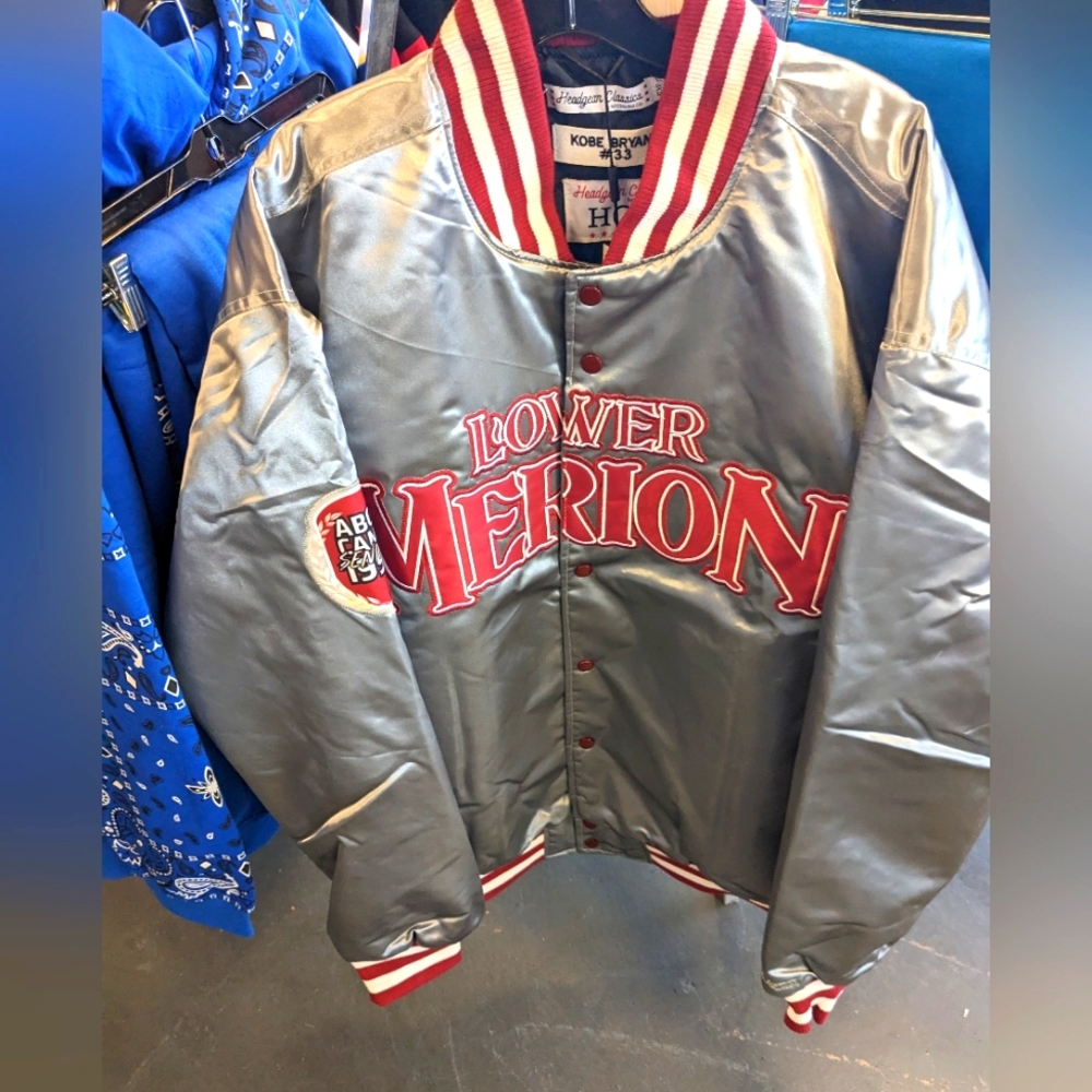 Bomber jacket